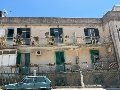 Foto Appartamento in Vicolo B in Camaro Superiore 4, Messina di 110 m²
