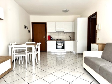 Foto Appartamento in Via G. B. Rota 21, Bergamo di 77 m² con 4 locali