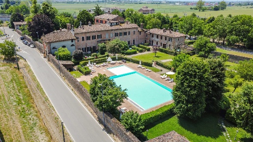 Foto Villa unifamiliare in Via Ferdinando di borbone 60, Piacenza di 261 m²