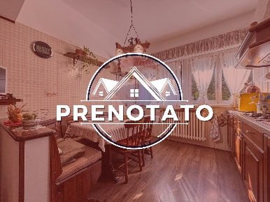 Foto Appartamento in Via Sleme, Varese Belforte di 151 m² con 5 locali