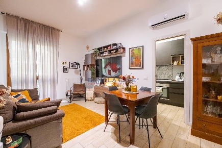 Foto Appartamento in Via Cefalu', Milano Gallaratese di 80 m² con 3 locali