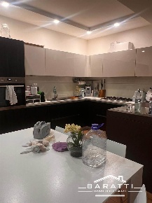 Foto Villa unifamiliare a Suzzara di 200 m² con 6 locali in vendita