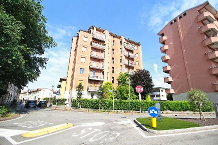 Foto Appartamento in VIA GARIBALDI, Vimercate in vendita