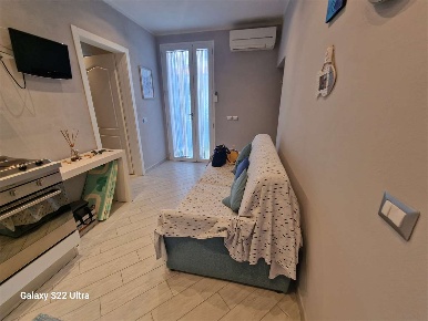 Foto Appartamento in Via Adua, Pietrasanta di 53 m² con 3 locali in vendita