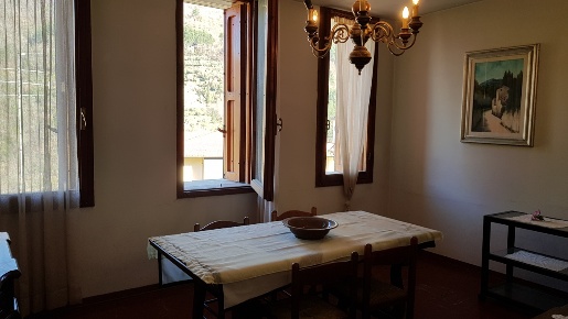 Foto Appartamento in VIA 4 NOVEMBRE, Reggello Tosi di 90 m² con 5 locali