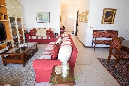 Foto Appartamento in via Lecco, Agrate Brianza Centro di 180 m² in vendita