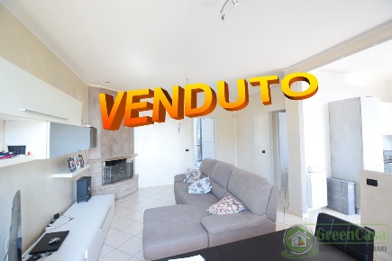 Foto Appartamento in NINO BIXIO, Agrate Brianza Centro di 75 m² in vendita