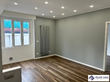 Foto Appartamento in VIA MANZONI, Besana in Brianza Centro di 75 m²