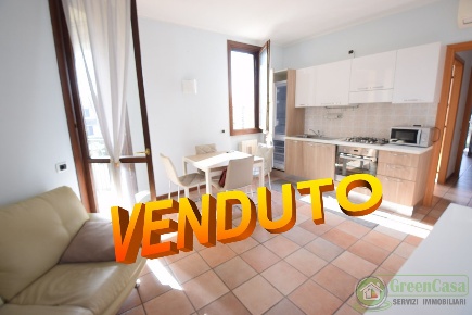 Foto Appartamento in via silvio pellico, Agrate Brianza Centro di 55 m²