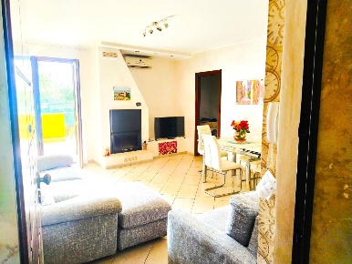 Foto Appartamento in Via Emilia Romagna 31, San Felice a Cancello di 95 m²