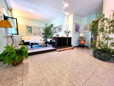 Foto Appartamento a Adelfia di 135 m² in vendita