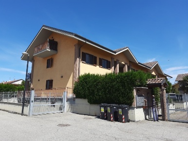 Foto Appartamento in Volpiano corso Platone 64, Volpiano di 120 m²