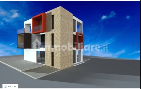 Foto Villa unifamiliare a Lusciano di 500 m² con 10 locali in vendita
