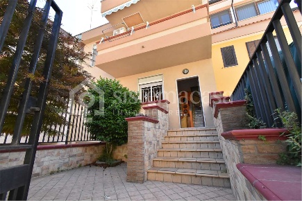 Foto Villa a schiera a Brusciano di 156 m² con 4 locali in vendita