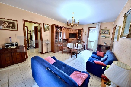 Foto Appartamento in via Pirandello  6, Lentate sul Seveso Pilastro
