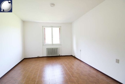 Foto Appartamento in Via Buco del Piombo, Erba Centro di 77 m² con 3 locali