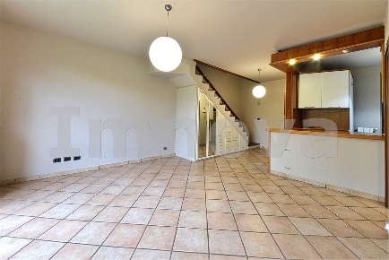 Foto Appartamento in via Gerbino 25, Lentate sul Seveso Centro di 110 m²