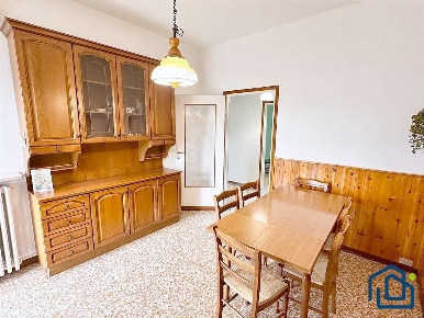 Foto Appartamento in Via Armando Diaz 132, Bareggio di 105 m² con 3 locali