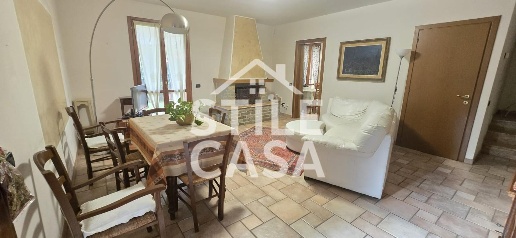 Foto Villa a schiera a Altopascio Spianate, Ponte ai Pini di 140 m²