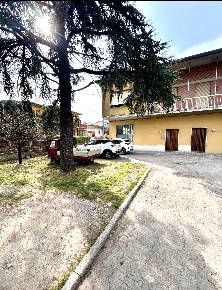 Foto Appartamento a Ponsacco Centro di 130 m² con 5 locali in vendita