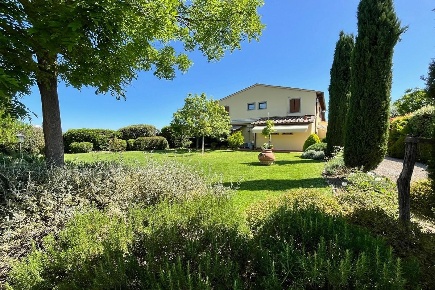 Foto Appartamento a Castelfiorentino di 110 m² con 5 locali in vendita