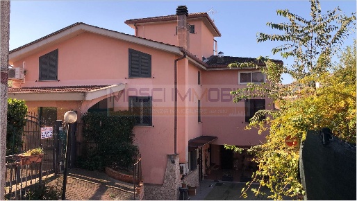 Foto Villa unifamiliare in Via Rodari 8/D, Fiano Romano di 200 m²