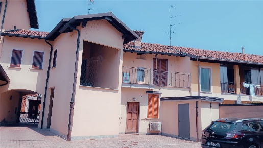Foto Appartamento a Mortara Centro di 108 m² con 3 locali in vendita