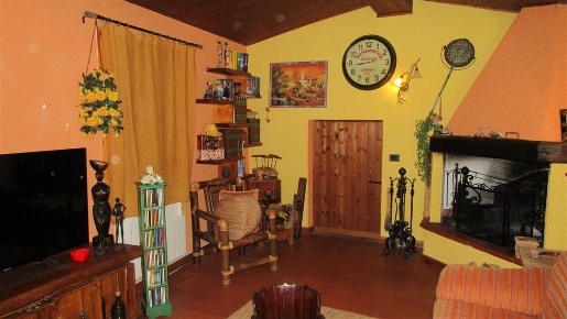 Foto Appartamento a Reggello Centro di 120 m² con 5 locali in vendita