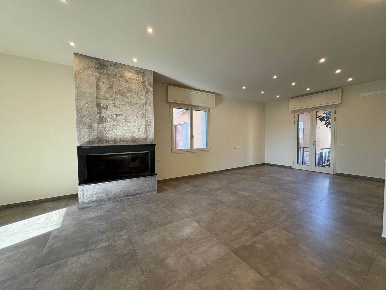 Foto Appartamento a Certaldo Semicentro, Zona Stadio di 130 m² con 5 locali