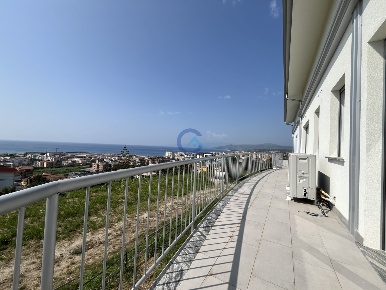 Foto Appartamento in Via Antonio Izzi de Falenta 11, Catanzaro di 95 m²