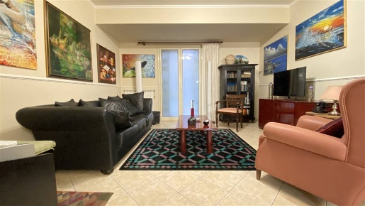 Foto Appartamento in ALCIDE DE GASPERI, Scordia di 120 m² con 5 locali