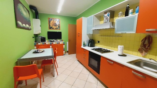 Foto Appartamento a Mortara Centro di 94 m² con 3 locali in vendita