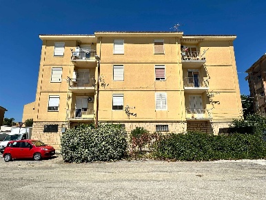 Foto Appartamento in Largo Martin Luter King 1, Ribera Centro di 151 m²