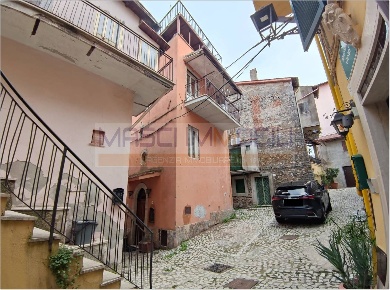 Foto Appartamento in Via della Pergola 16, Fiano Romano di 110 m²