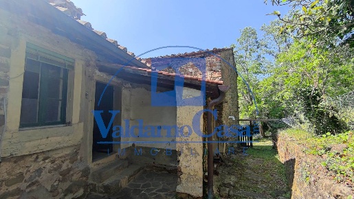 Foto Appartamento a Reggello Tosi di 98 m² con 5 locali in vendita