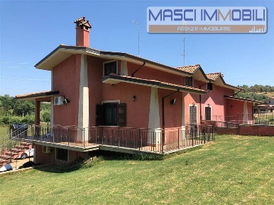 Foto Villa bifamiliare in Via di Valle Conca 1A, Fiano Romano di 190 m²