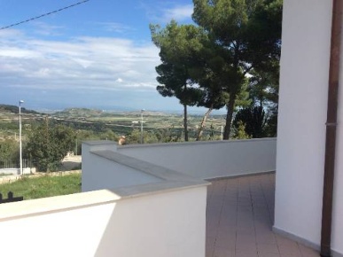 Foto Villa unifamiliare in Via Berlinguer, Scordia di 183 m² con 9 locali