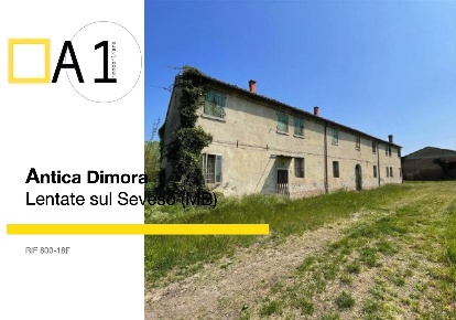 Foto Villa unifamiliare a Lentate sul Seveso Centro di 341 m² con 6 locali