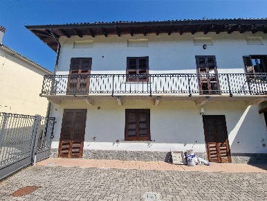 Foto Appartamento a Mortara Centro di 144 m² con 3 locali in vendita