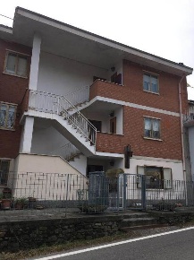 Foto Appartamento in borgata piancera 29, Giaveno Maddalena di 200 m²