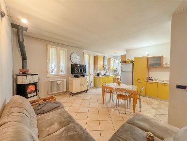 Foto Villa unifamiliare a Bagnacavallo Villanova di 136 m² con 4 locali