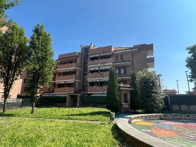 Foto Appartamento in Via Comasinella, Bovisio-Masciago di 135 m² in vendita