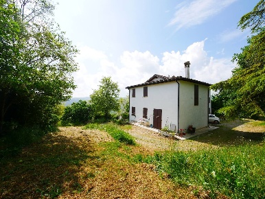 Foto Villa in Via Abetone Superiore, Maranello in vendita