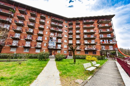 Foto Appartamento in Via Giuseppe Mazzini, Alpignano di 118 m² con 4 locali