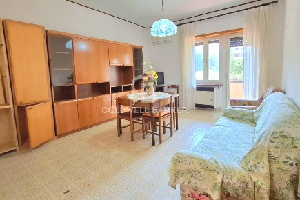 Foto Appartamento in Via Giovanni Da Verrazzano, Tarquinia di 85 m²