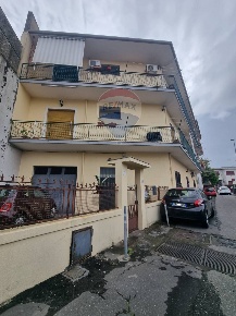Foto Appartamento in via giovani boccaccio, Aci Sant'Antonio in vendita