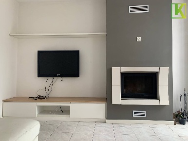 Foto Appartamento in Via Como 21, Malnate San Salvatore di 90 m² in vendita