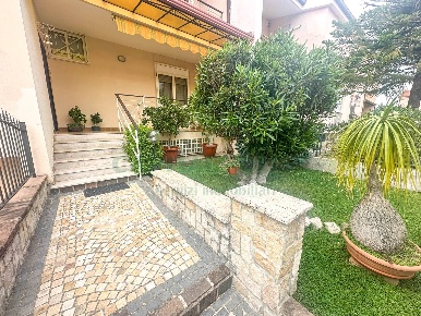 Foto Villa a Capua in vendita