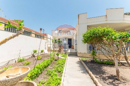 Foto Villa unifamiliare in viale Kennedy, Ispica Santa Maria Del Focallo