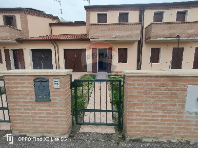 Foto Villa in Via Caduti di Cefalonia, Copparo in vendita